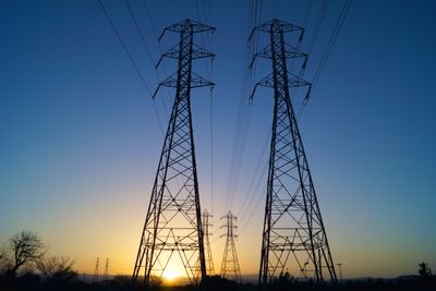 The Electrifying Question of Private vs. Public Ownership of Our Power Companies in Maine